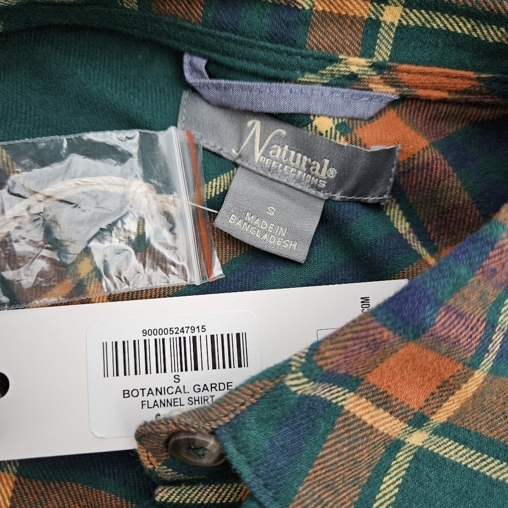 Natural Reflections Flannel Shirt Green Plaid Long Sleeve Button Up Collared Top - Picture 4 of 6